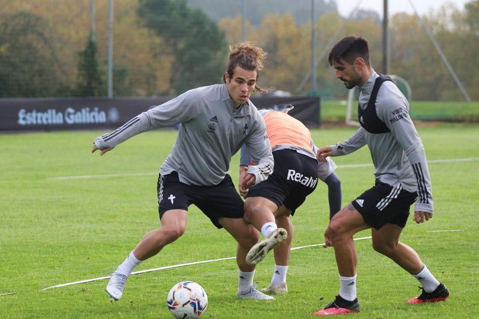 Miguel Rodríguez y David Costas, en el entrenamiento de ayer.