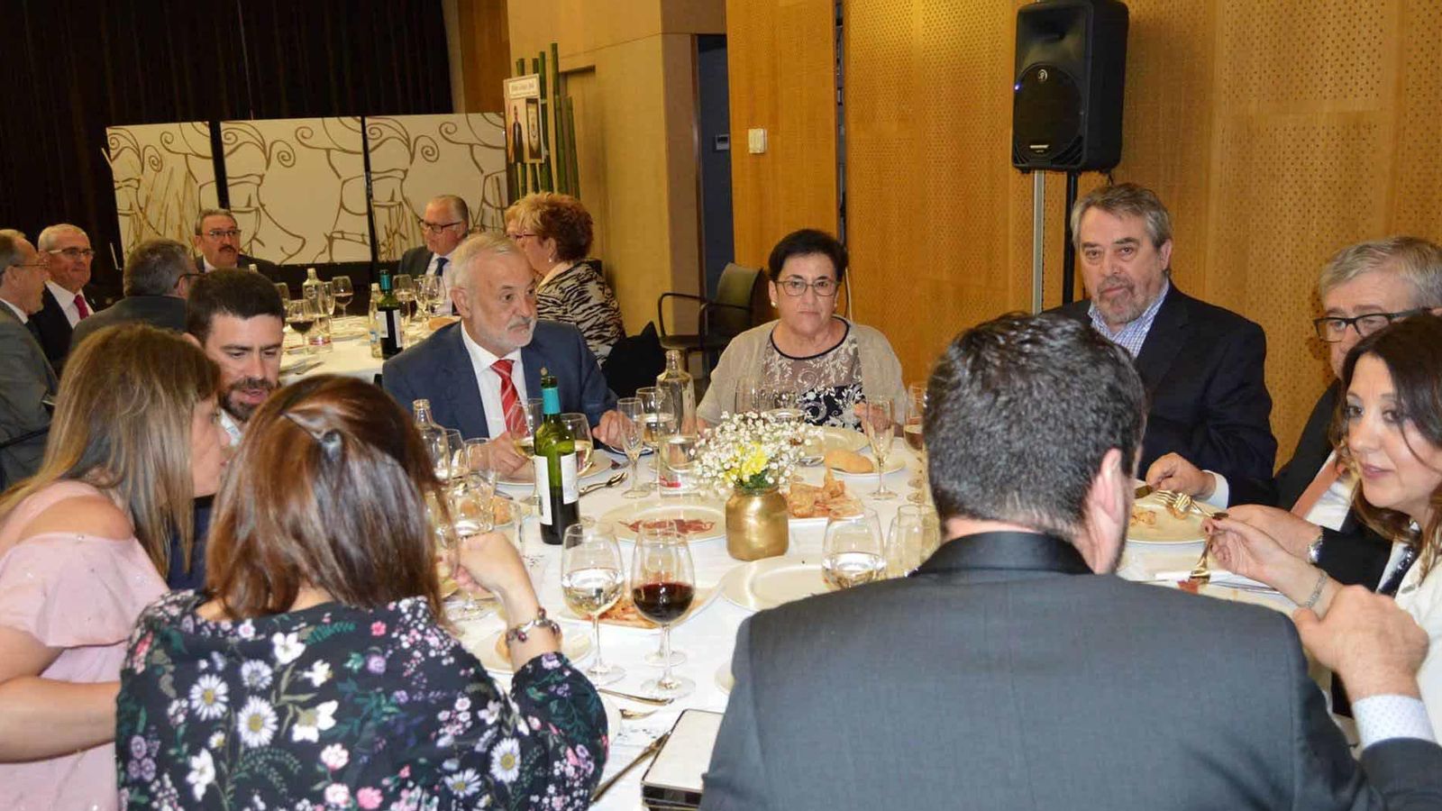 33248957_1721835901225511_259059542392832_o