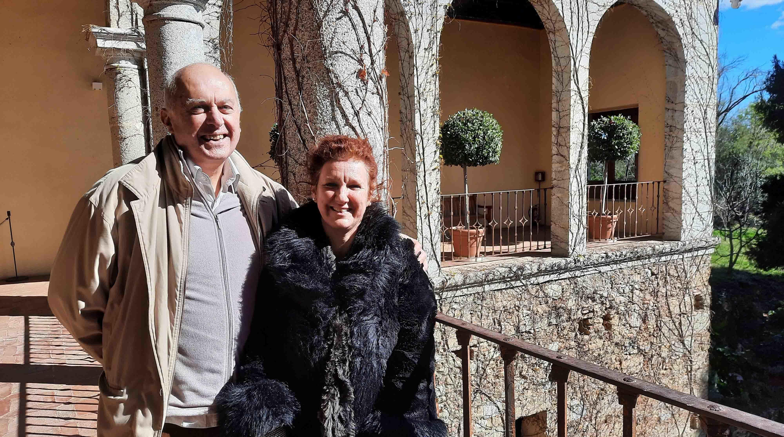 Los autores en el Monasterio de Yuste, donde se retiró el Emperador Carlos V