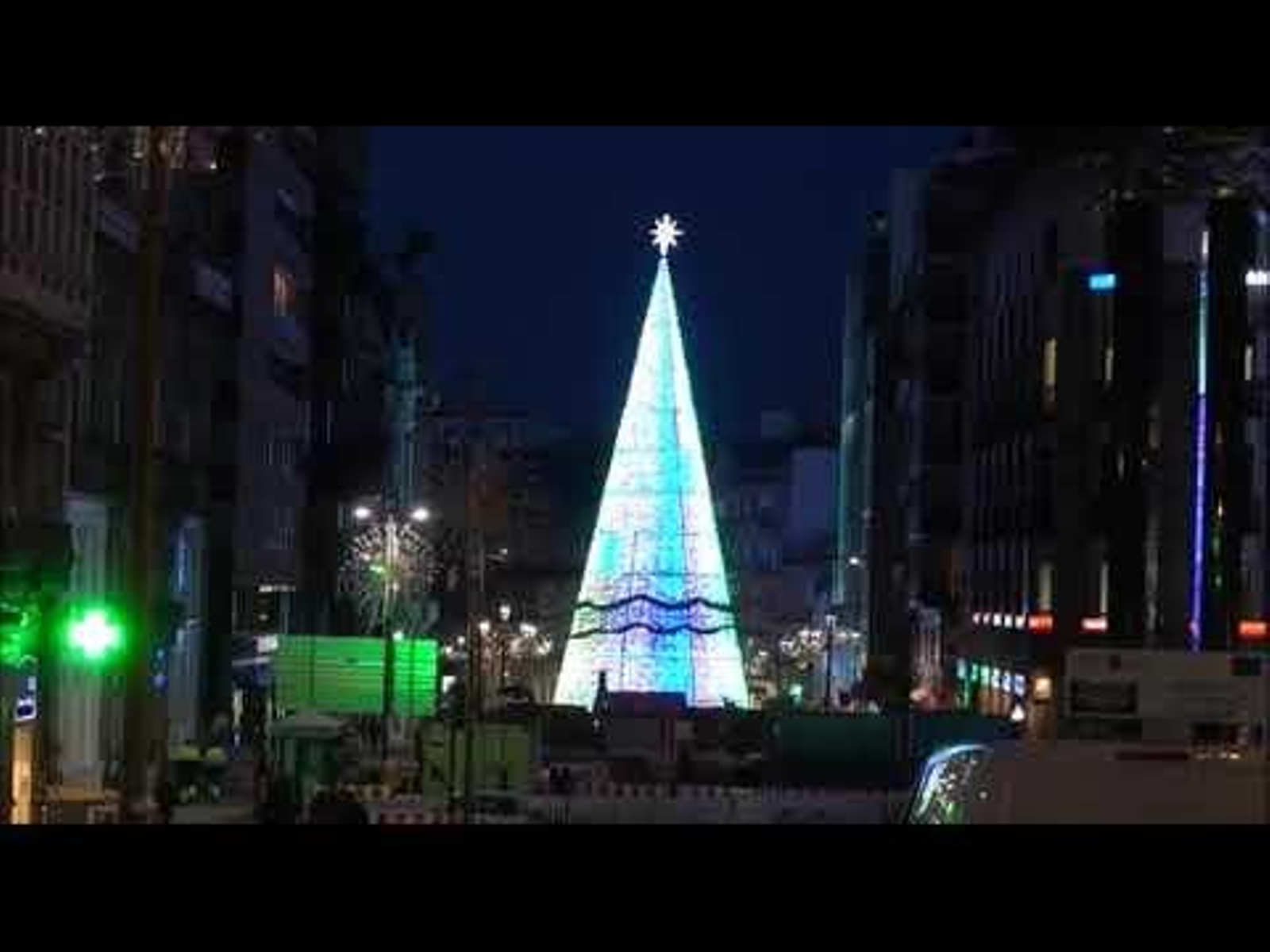 Vigo prueba sus espectaculares luces de Navidad
