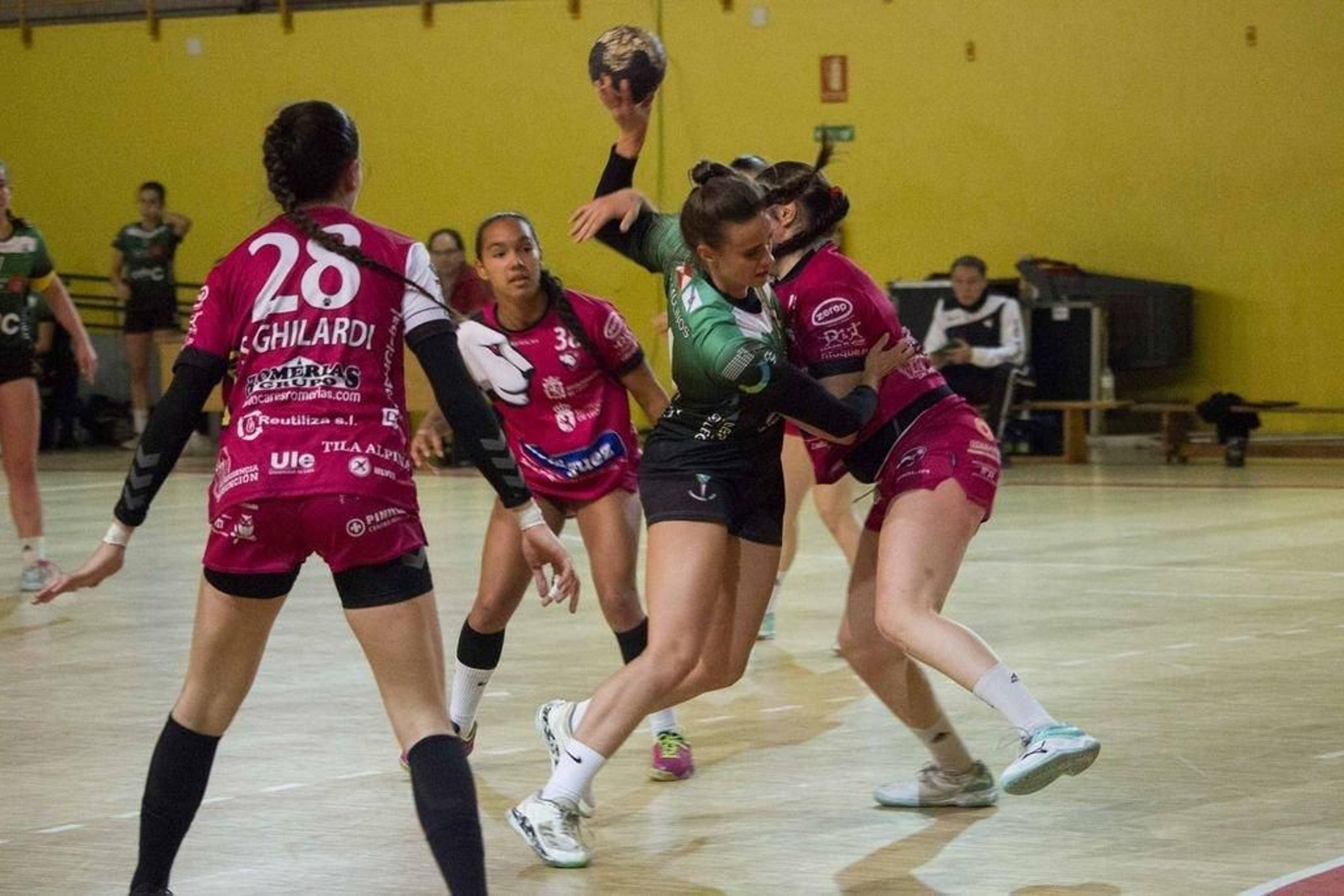 El CdeC Lavadores perdió ante el Cleba, un aspirante al ascenso.