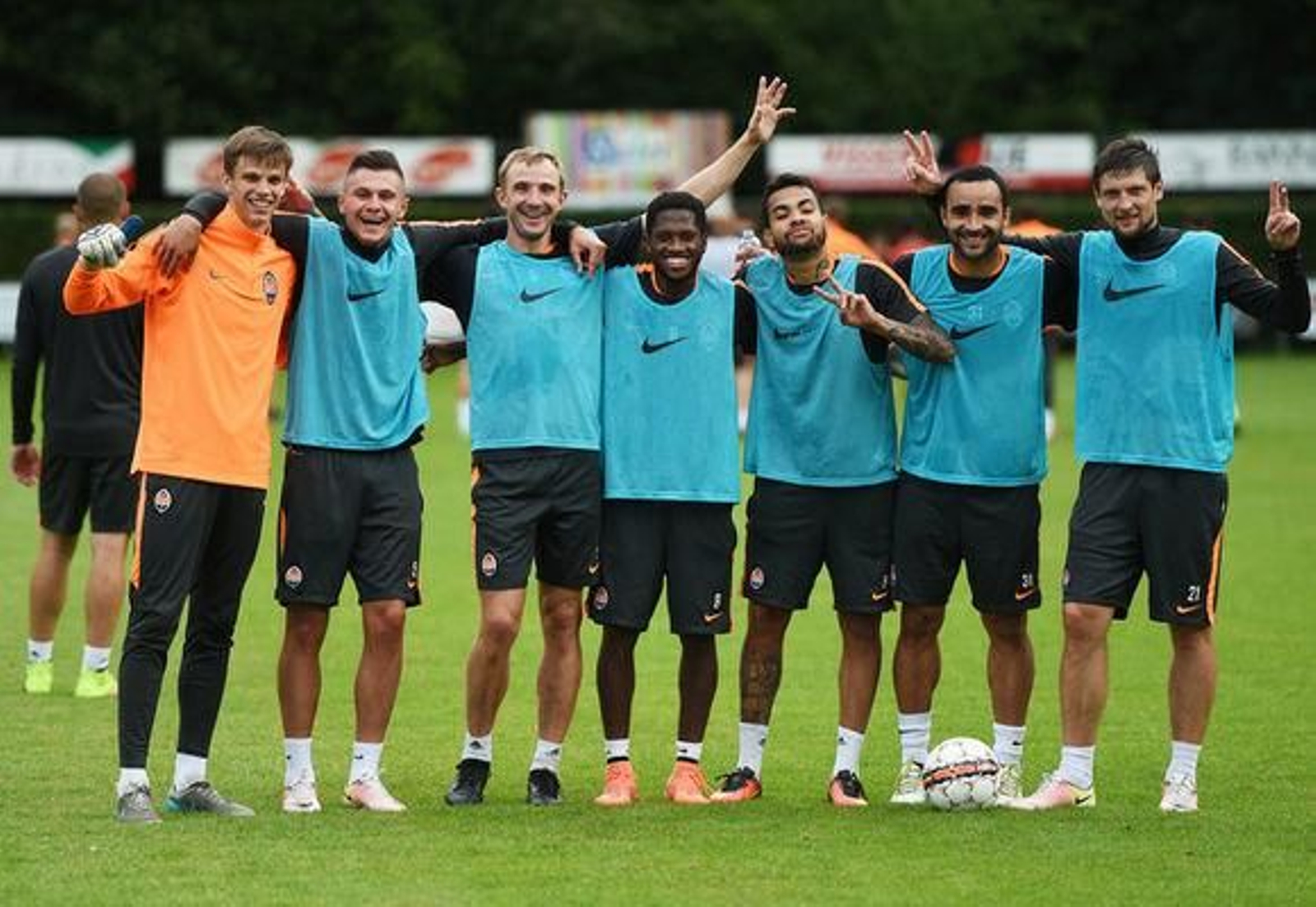 Parte de la plantilla del Shakhtar, en uno de sus últimos entrenamientos.