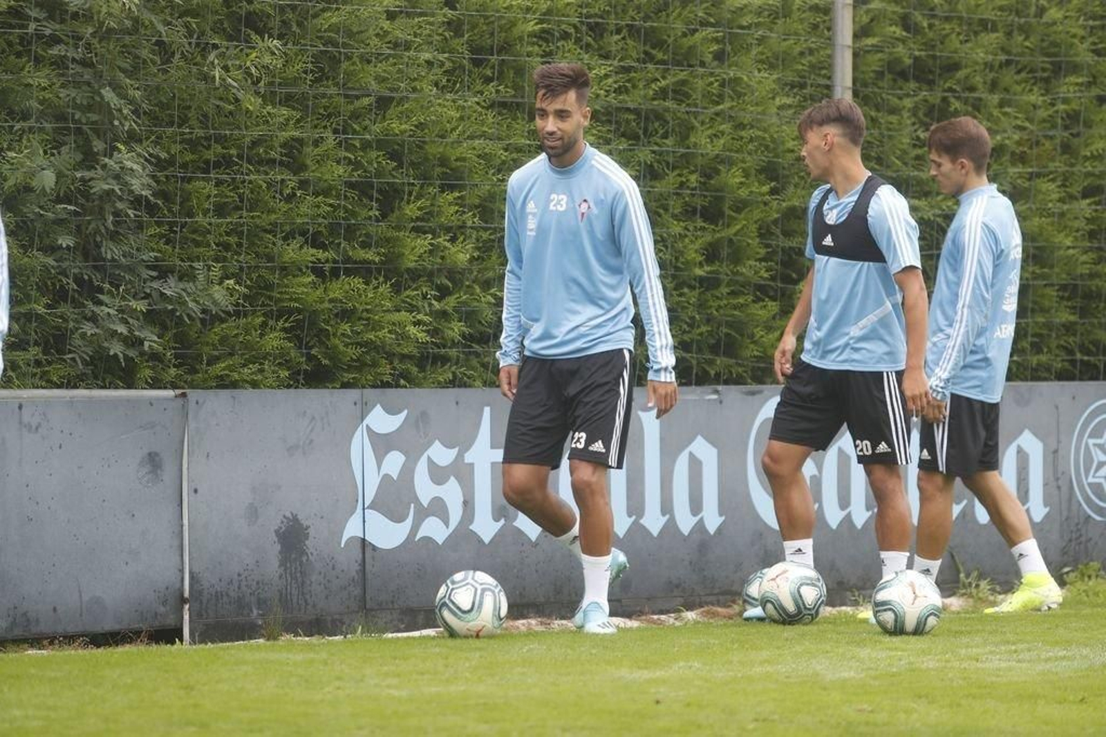 Brais Méndez, ayer, en el entrenamiento del Celta en A Madroa.