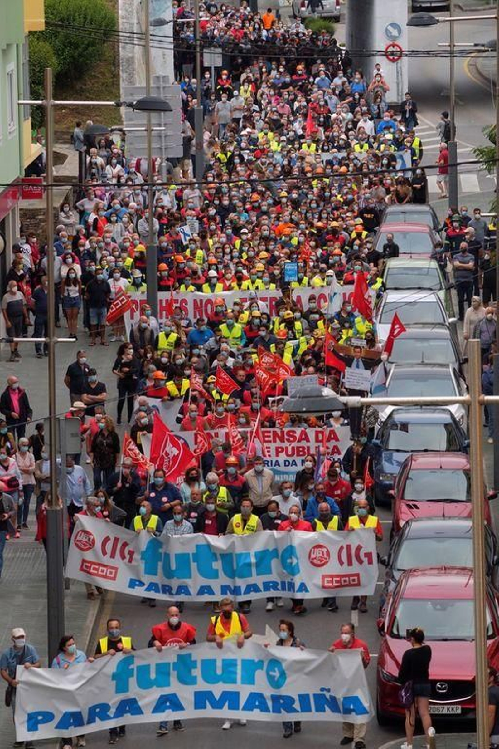 Manifestación por el mantenimiento de la planta de Alcoa.