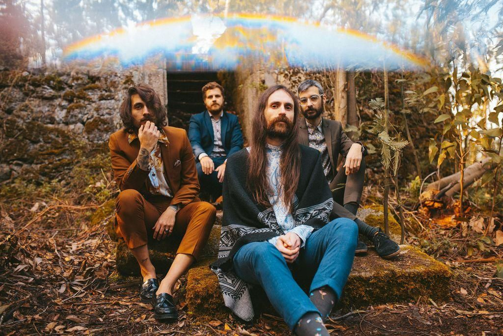 Alberto Brandon, delante a la derecha, con el resto del grupo Helen & Shanna.