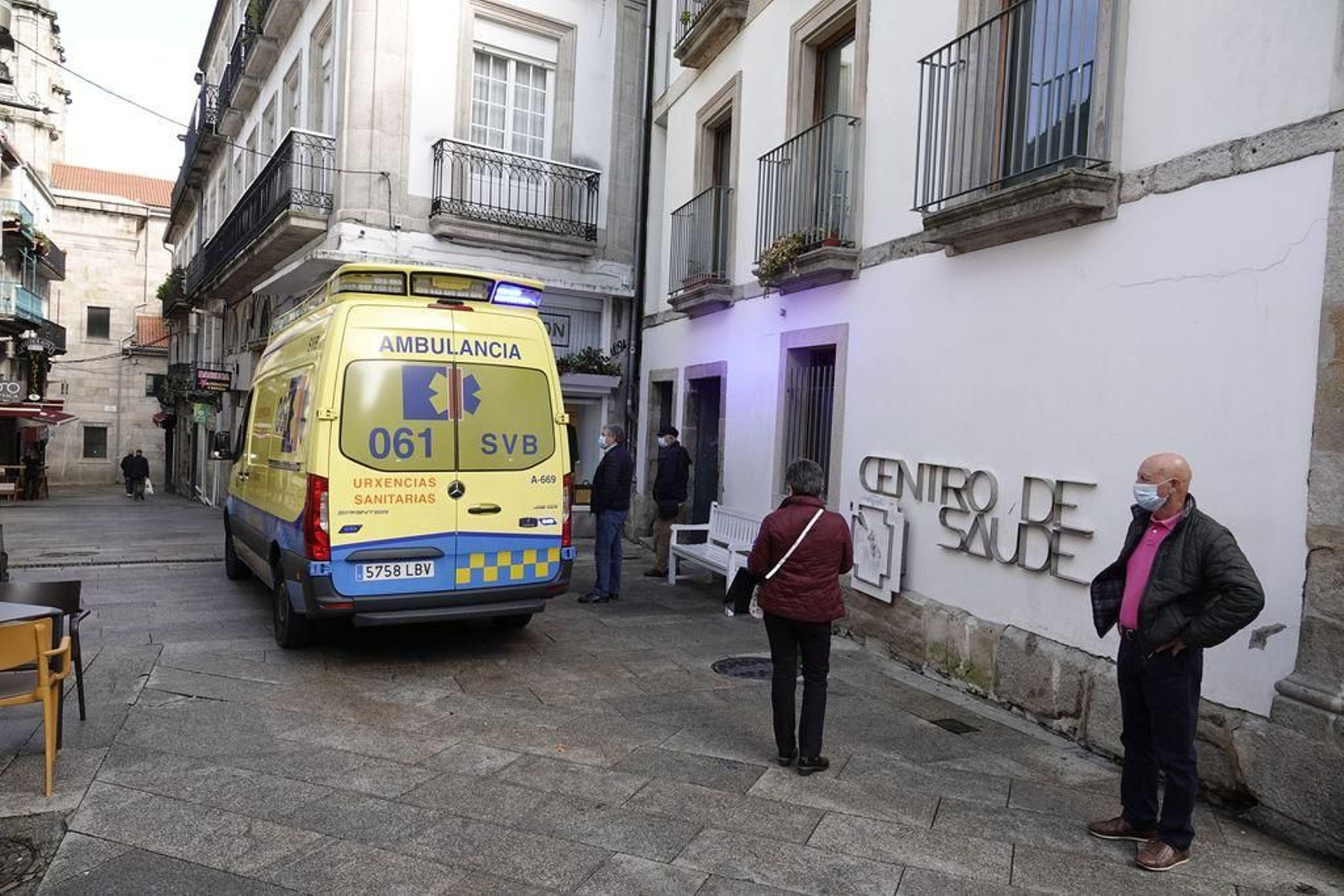 Los centros de salud mantienen la atención telefónica.