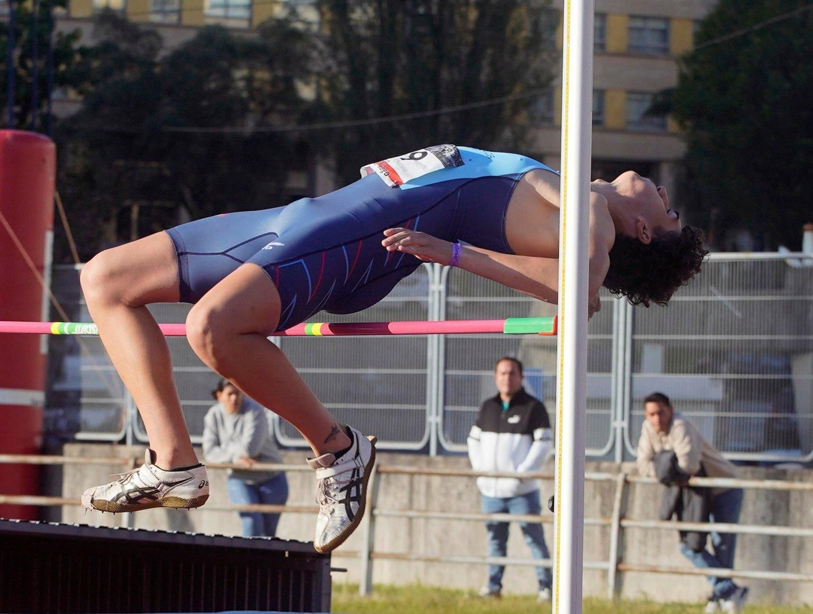 Participantes en una de las pruebas del Gran Premio Cidade de Vigo de atletismo.