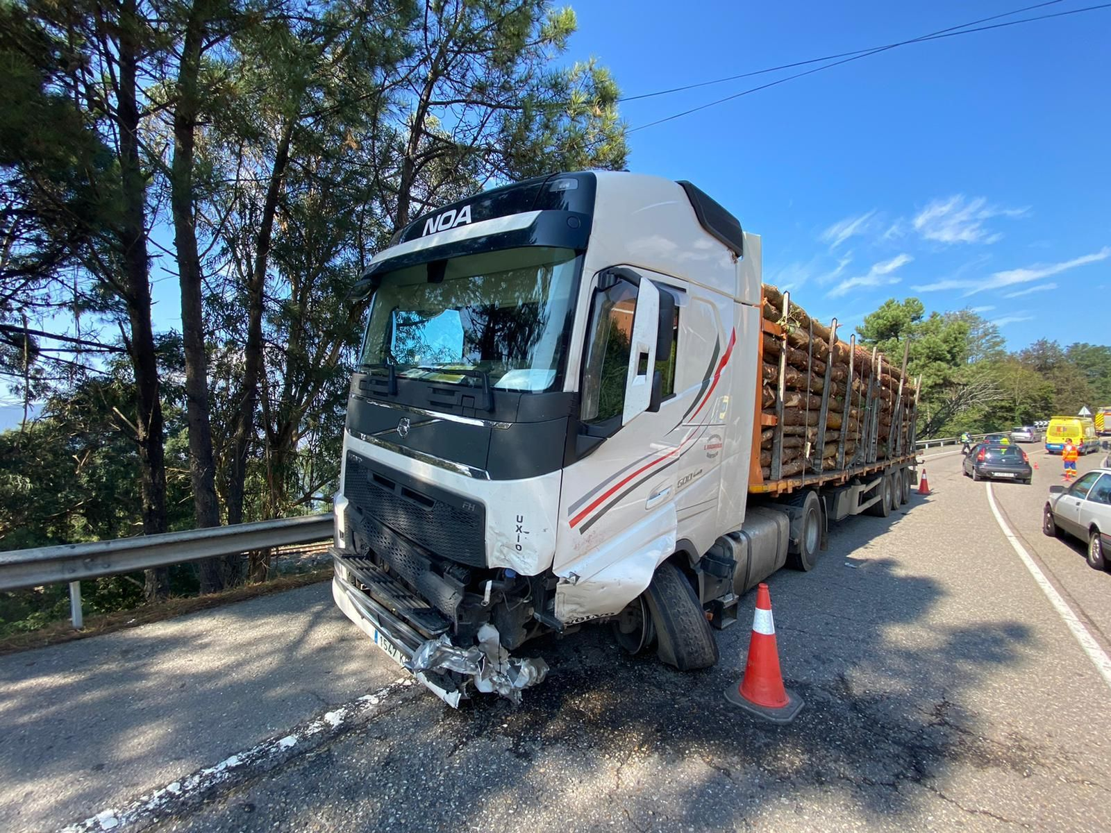 Colisión múltiple en la N-550 en Redondela // Alberte