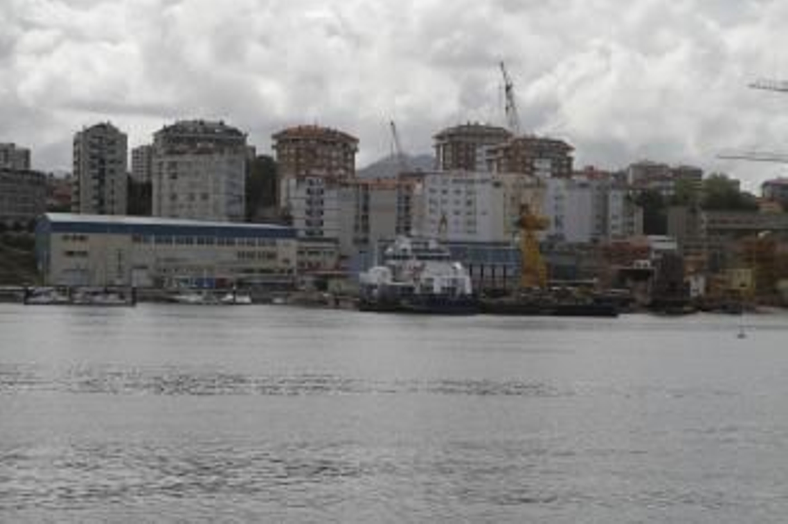 Los astilleros con actividad son los que tienen buques sin 'tax lease'.