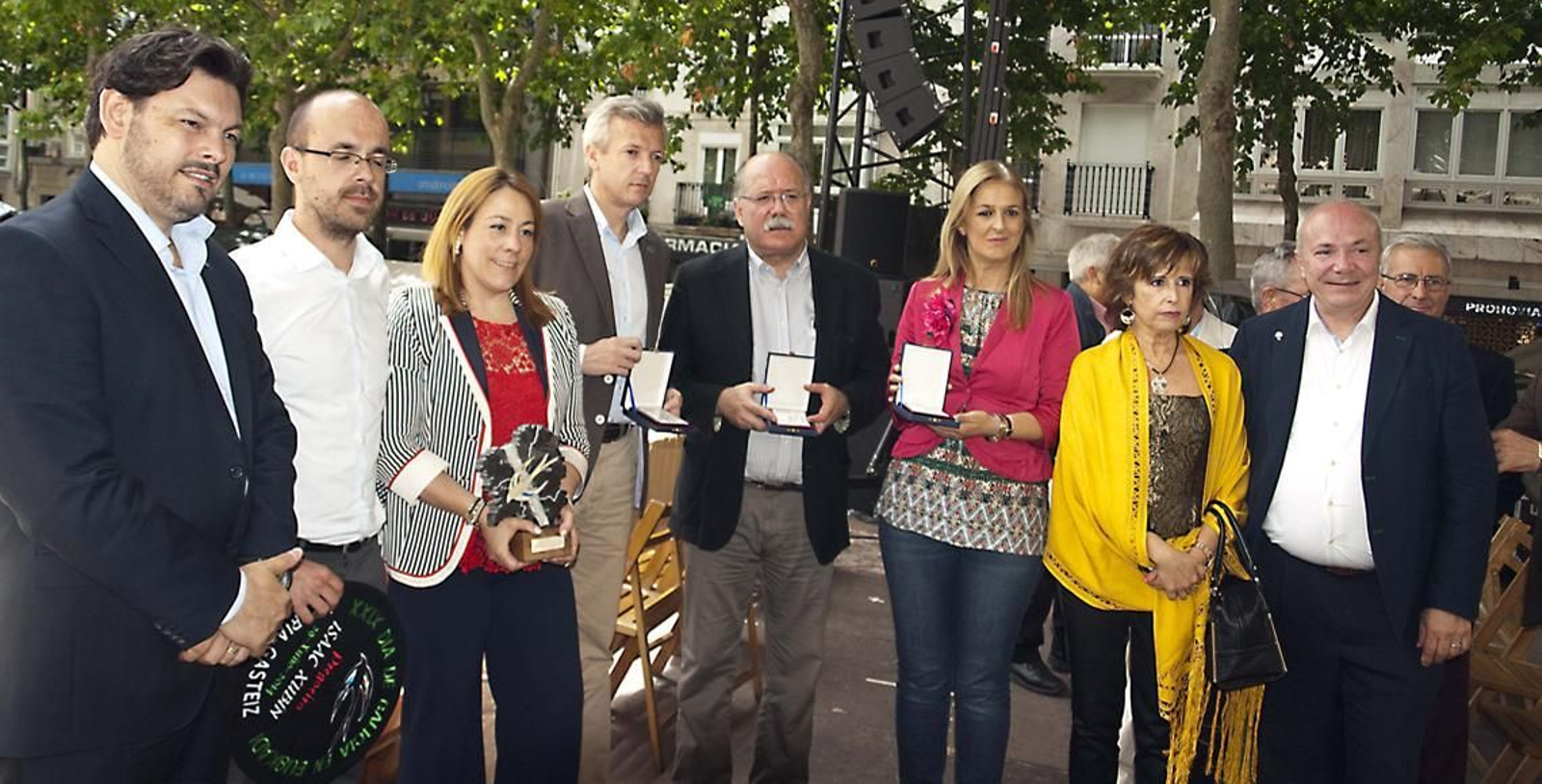 Autoridades en el Día de Galicia en Euskadi 2014.