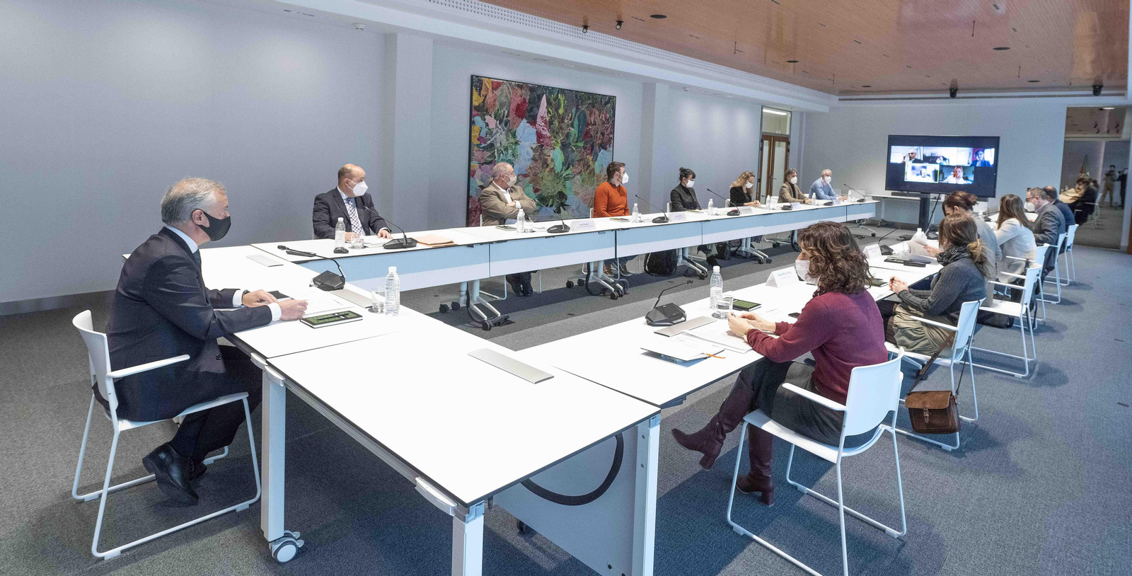 El Lehendakari preside la reunión del Consejo Asesor de Colectividades Vascas