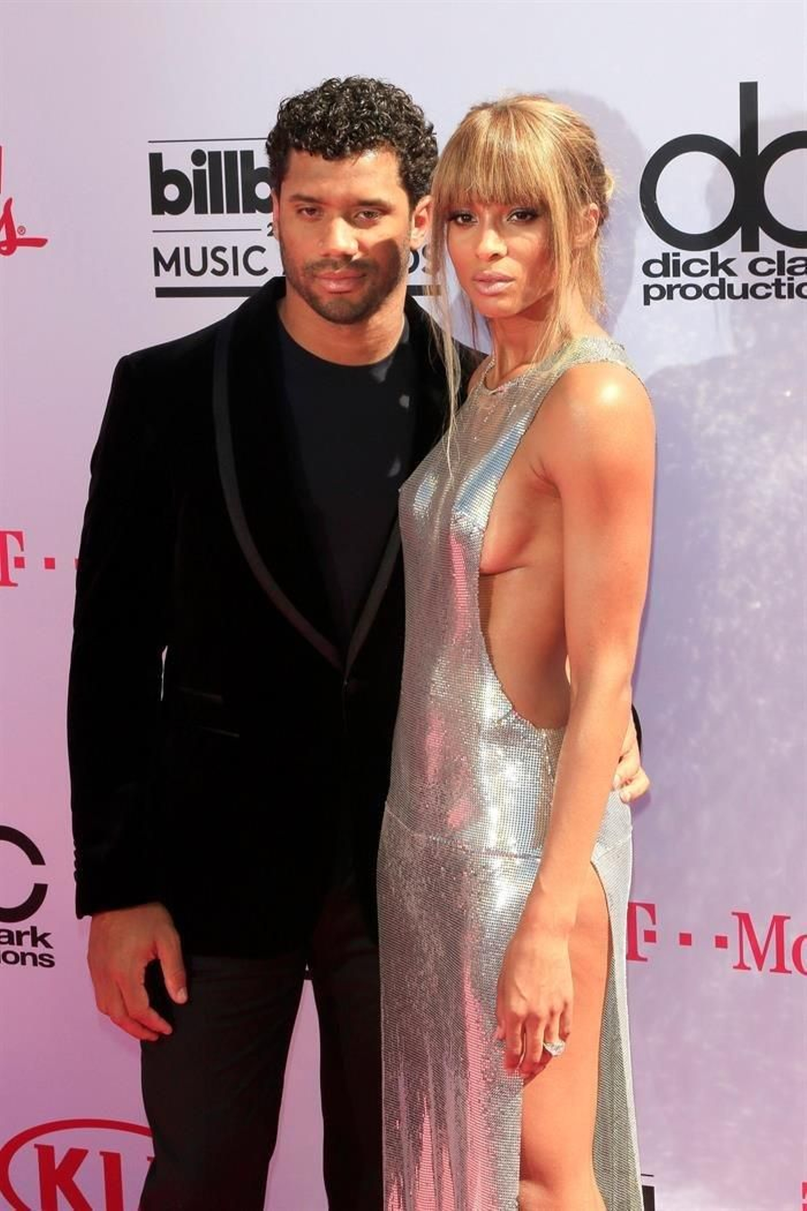 El quarterback de fútbol americano Russell Wilson y la cantante estadounidense Ciara