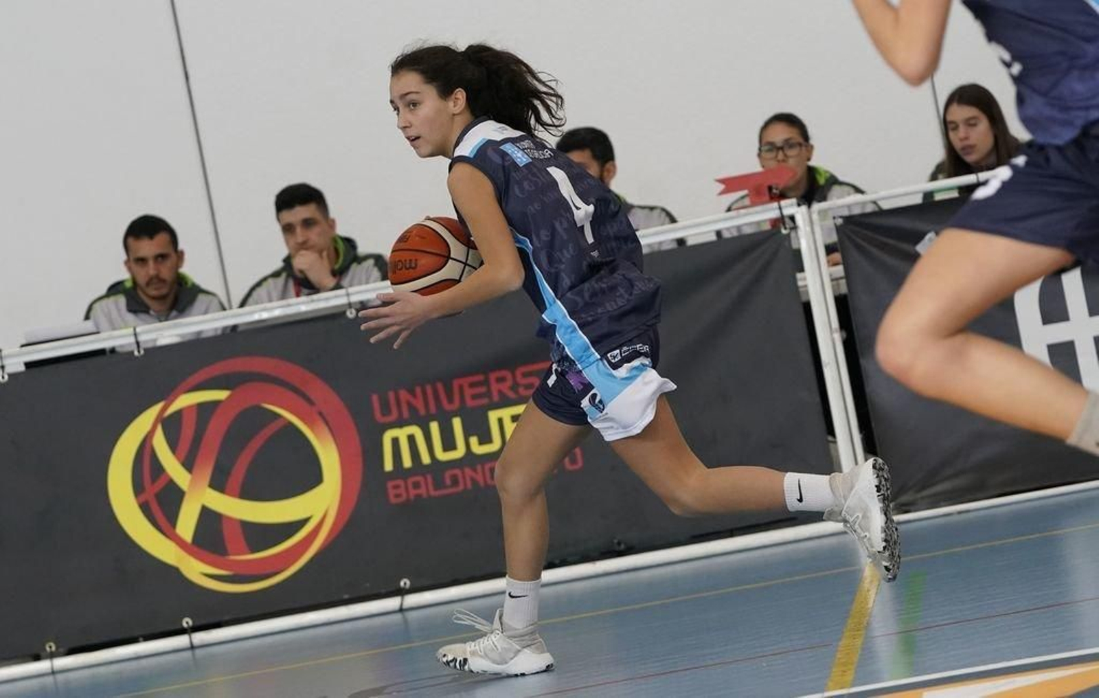 La infantil céltica Cloé Vecina.