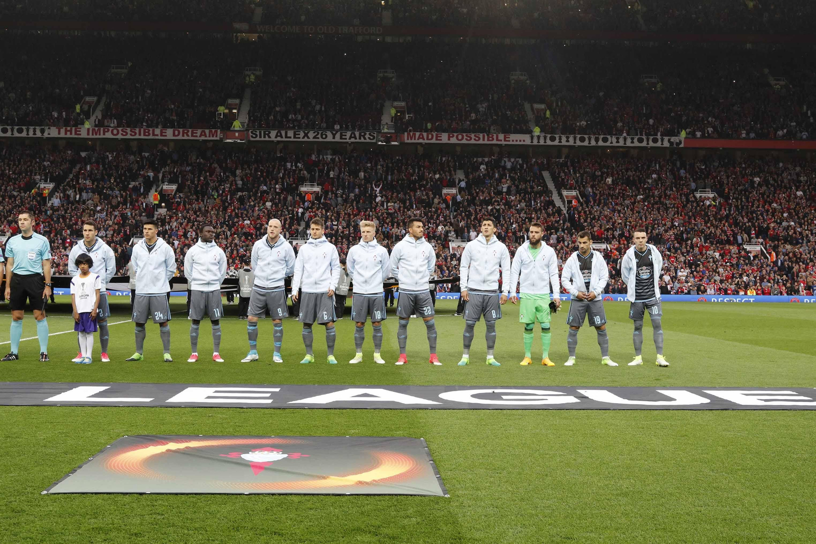 Las mejores imágenes del partido de vuelta entre Manchester United y Celta (1-1). // J.V. Landín