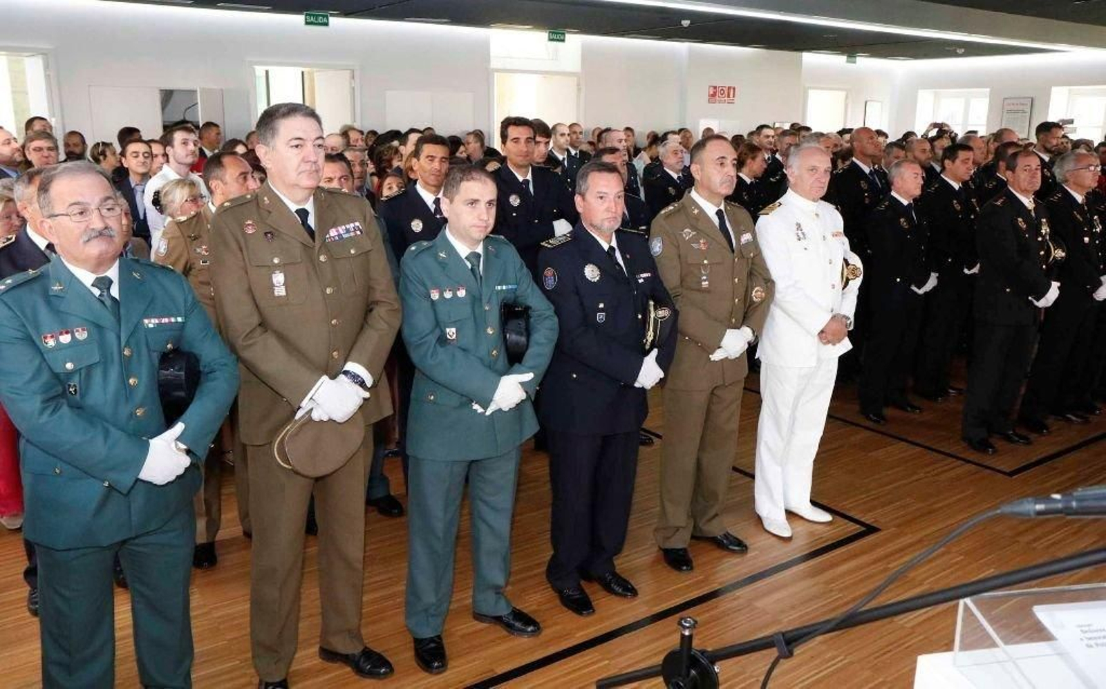 Representantes de los distintos cuerpos de seguridad.