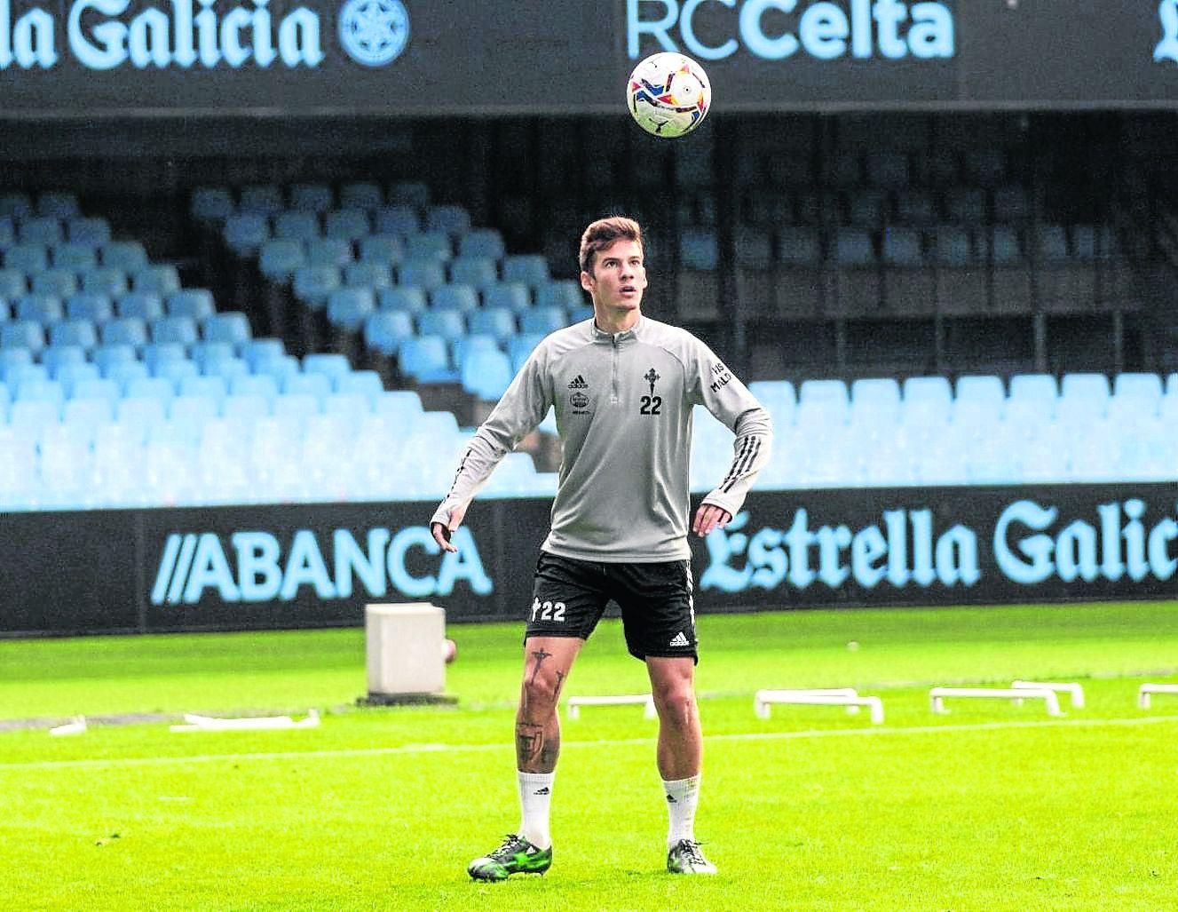 Mina no está encontrando hueco en el once. Ha jugado cuatro de cinco partidos, siempre desde el banquillo