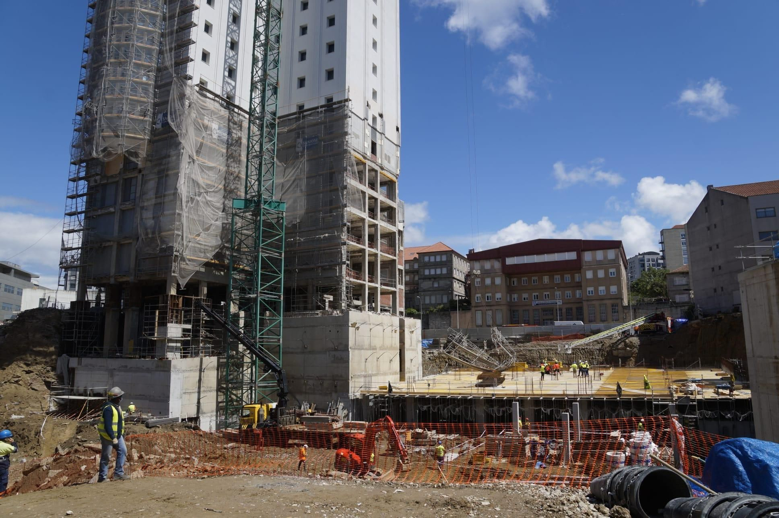 El desprendimiento de un andamio provoca varios heridos en la futura Ciudad de la Justicia