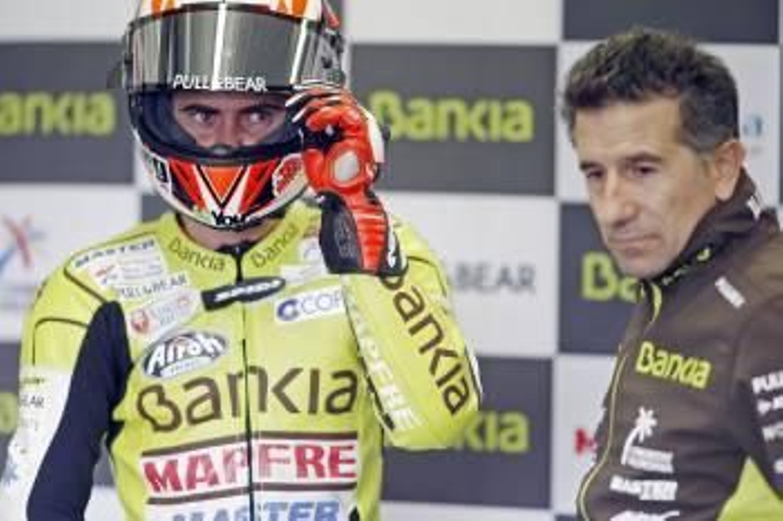 Terol, en boxes antes de una carrera.