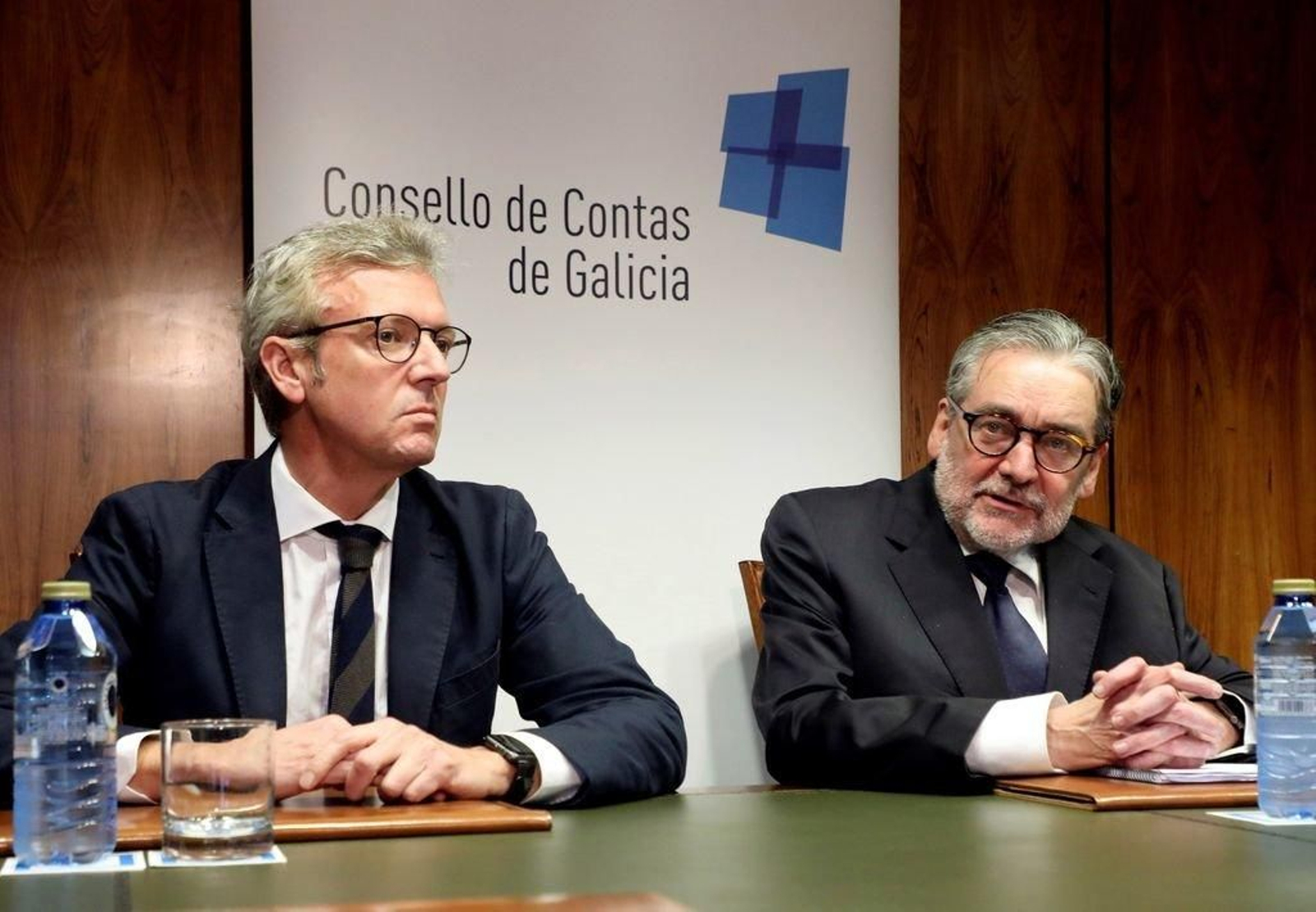 El vicepresidente de la Xunta, Alfonso Rueda, y el consejero mayor de Contas, José Antonio Redondo.