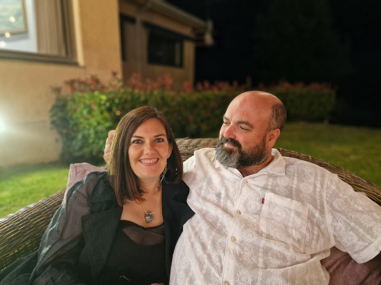 Ledicia Costas, con su pareja, Hematocrítico, a quien homenajean con un festival en su memoria.