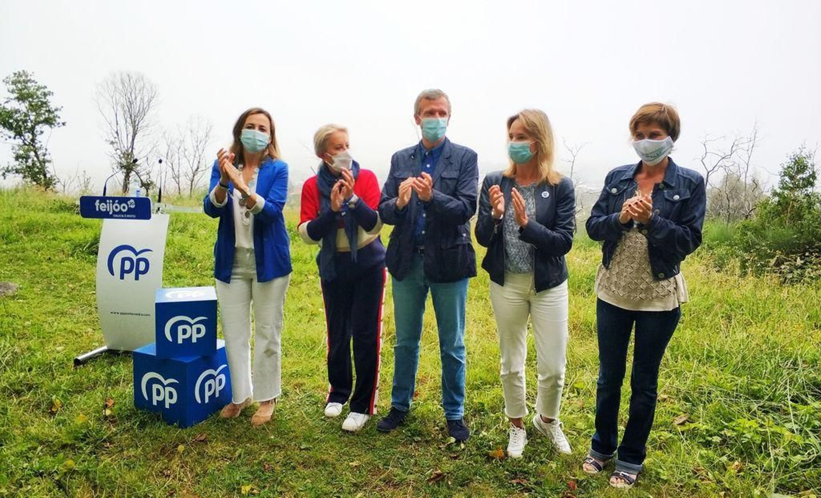 Egerique, Porro, Rueda, Fernández-Tapias y Castro, ayer tras el mitin celebrado en Valladares.