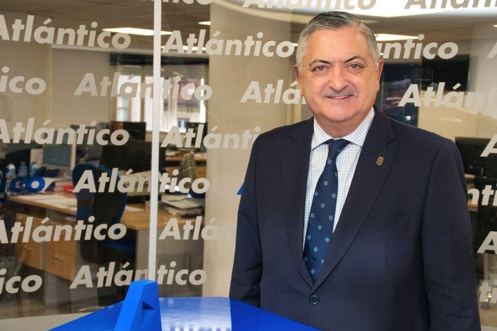 Ernesto Pedrosa, en el set de Atlántico TV.