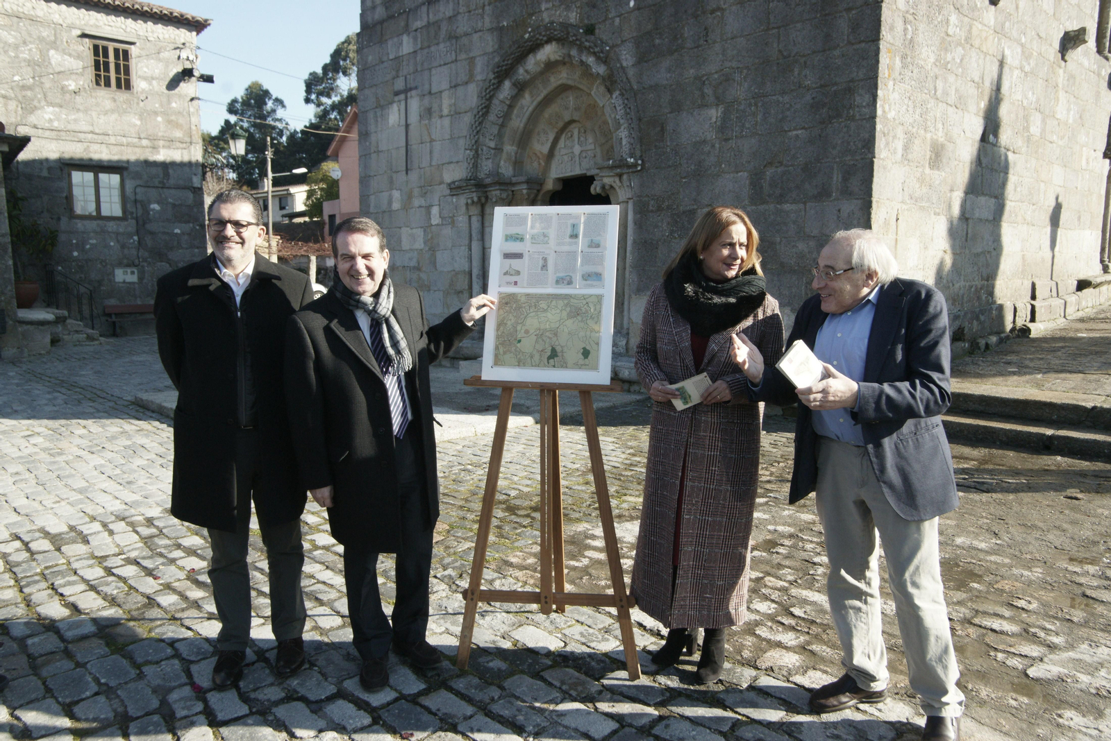 Abel Caballero, ayer con Carmela Silva, Ángel Rivas y Cayetano Rodríguez.