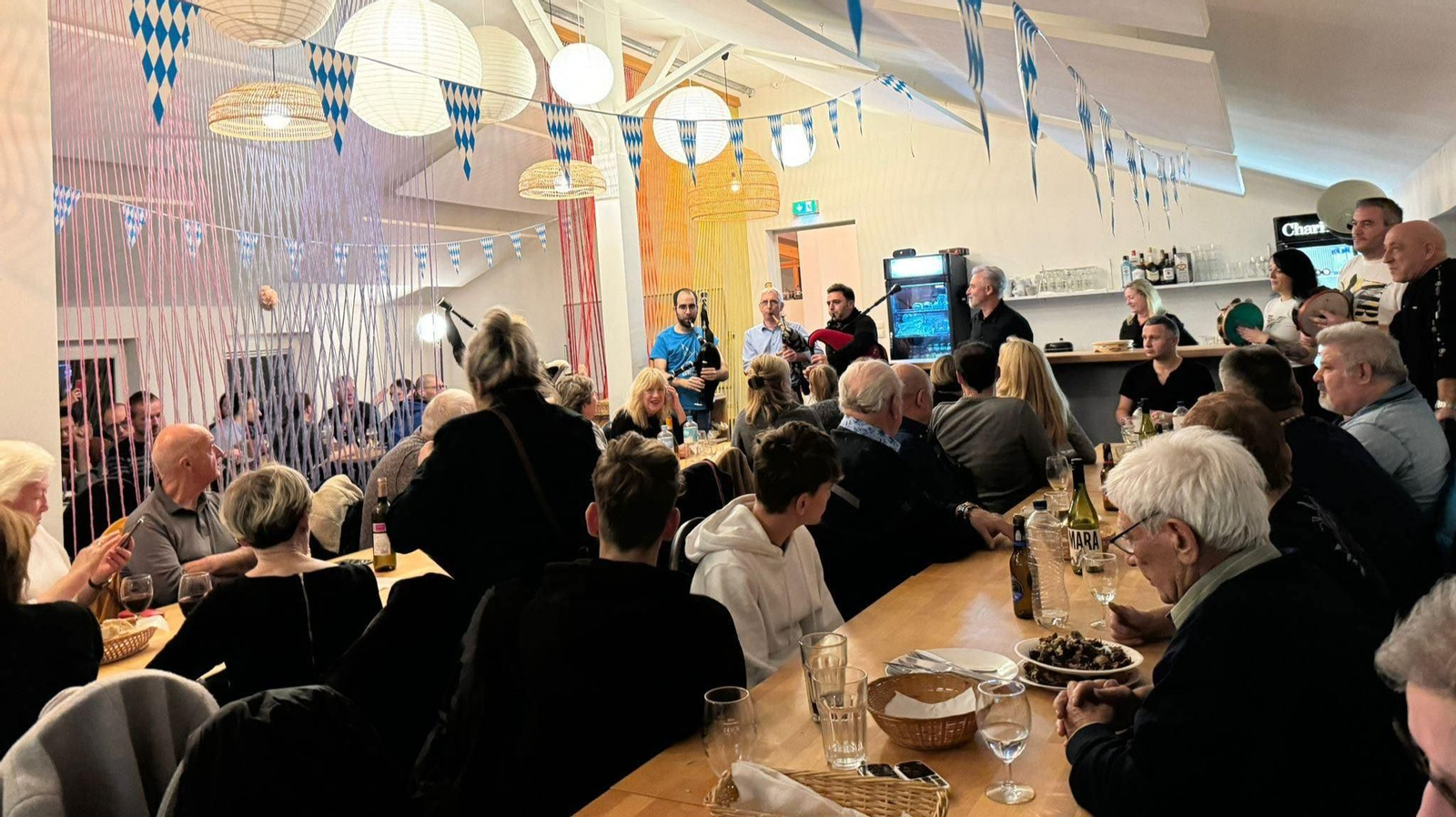La agrupación del Centro Gallego de la ciudad organizó su anual y entrañable Magosto.
