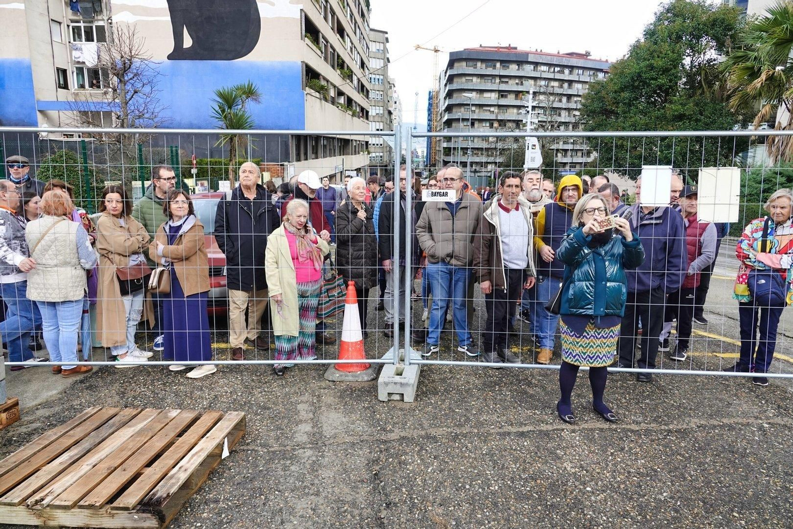 Gente esperando a que se abriera el Halo.