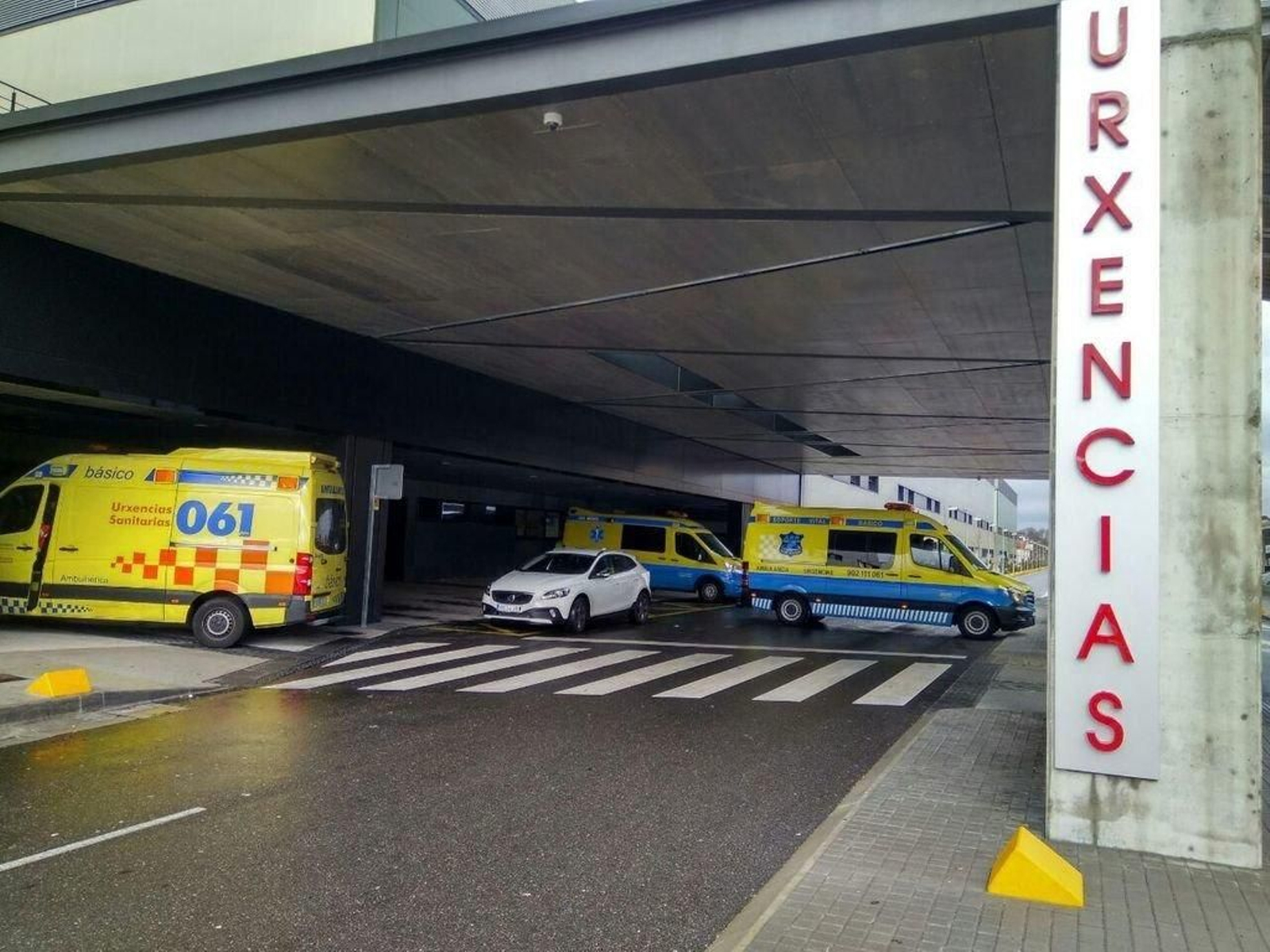 Las Urgencias del Álvaro Cunqueiro llevan días soportando una mayor presión asistencial.