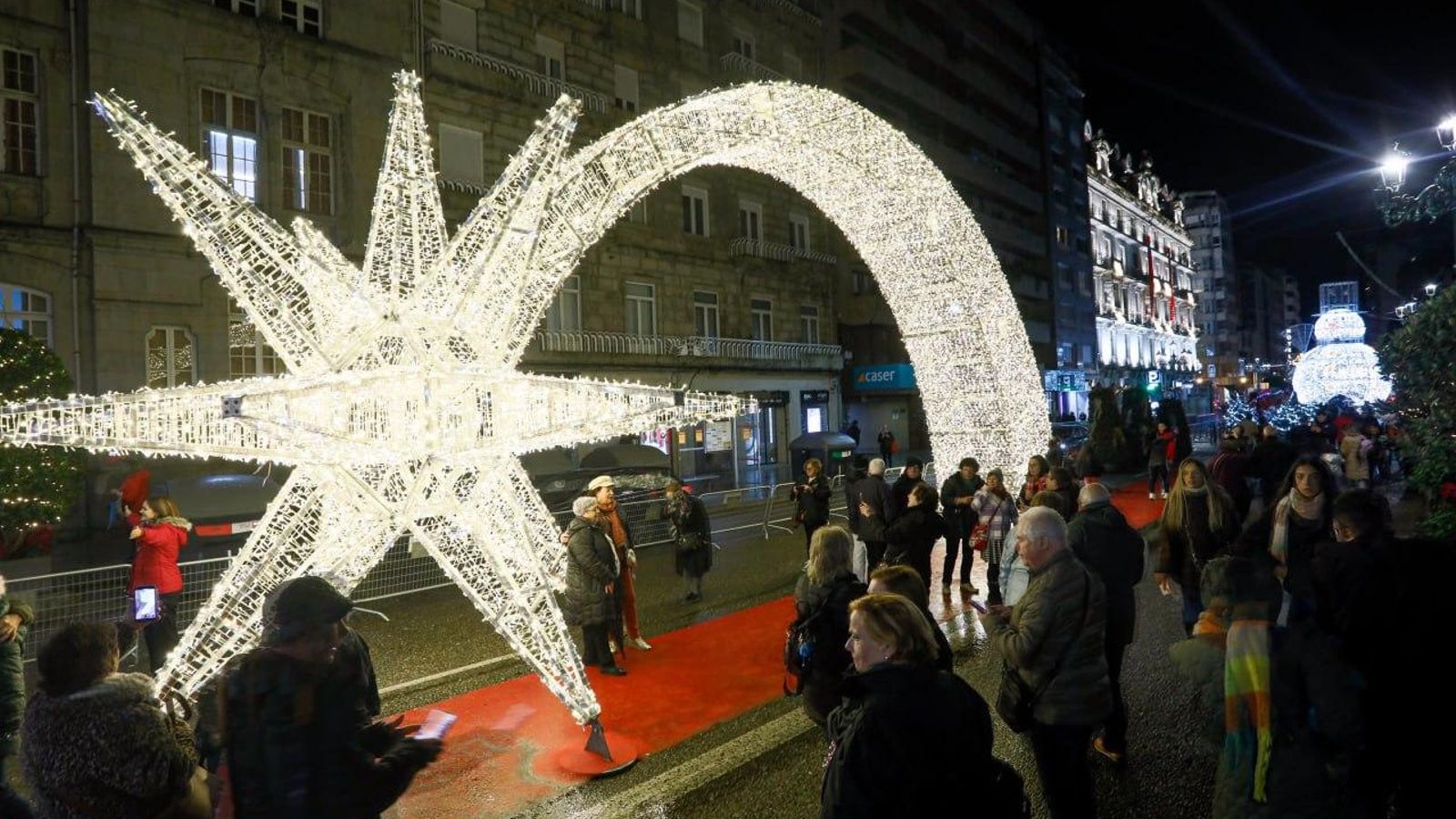 La gran estrella polar de la Navidad de Vigo. // Jorge Santomé