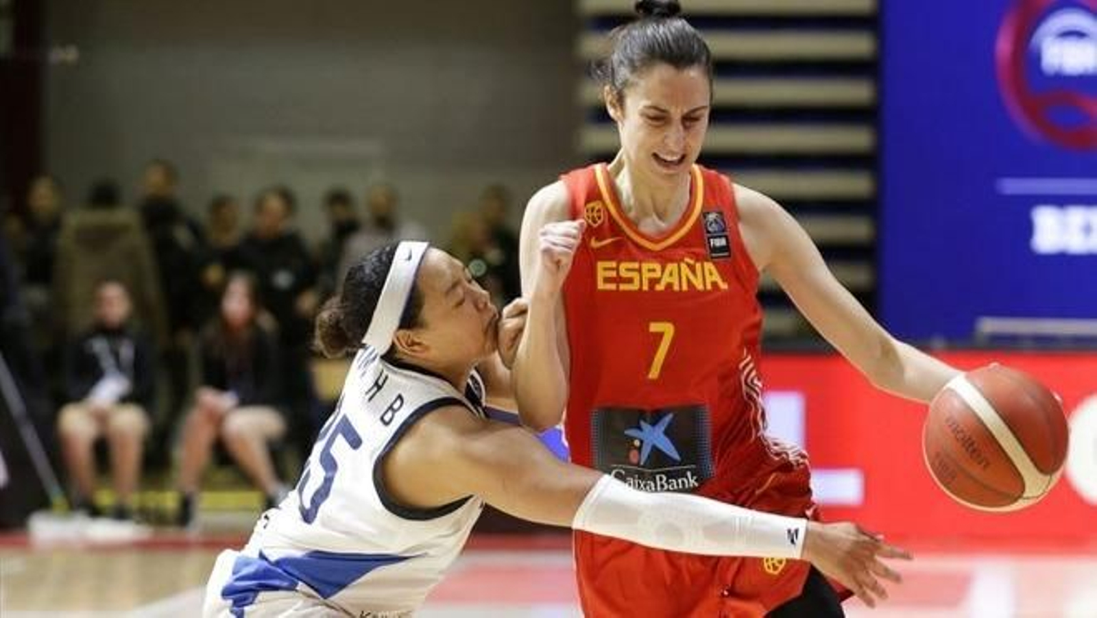 La excéltica Alba Torrens volvió a jugar con España tras más de un año.
