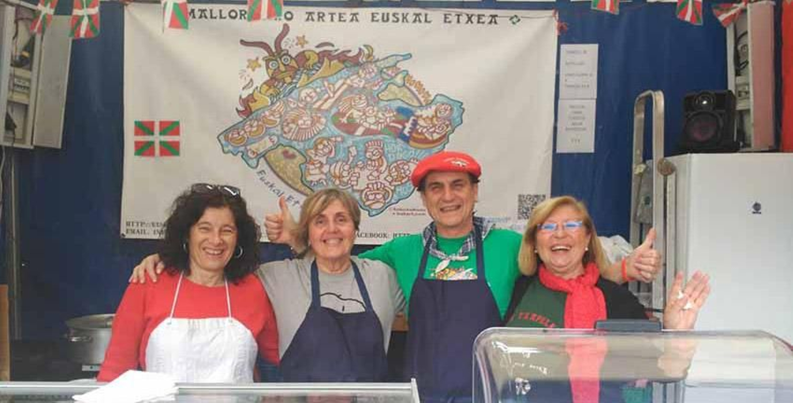 Txozna del stand de la Euskal Etxea Artea de Mallorca este 1 de marzo en celebración del Día de Les Illes Balears