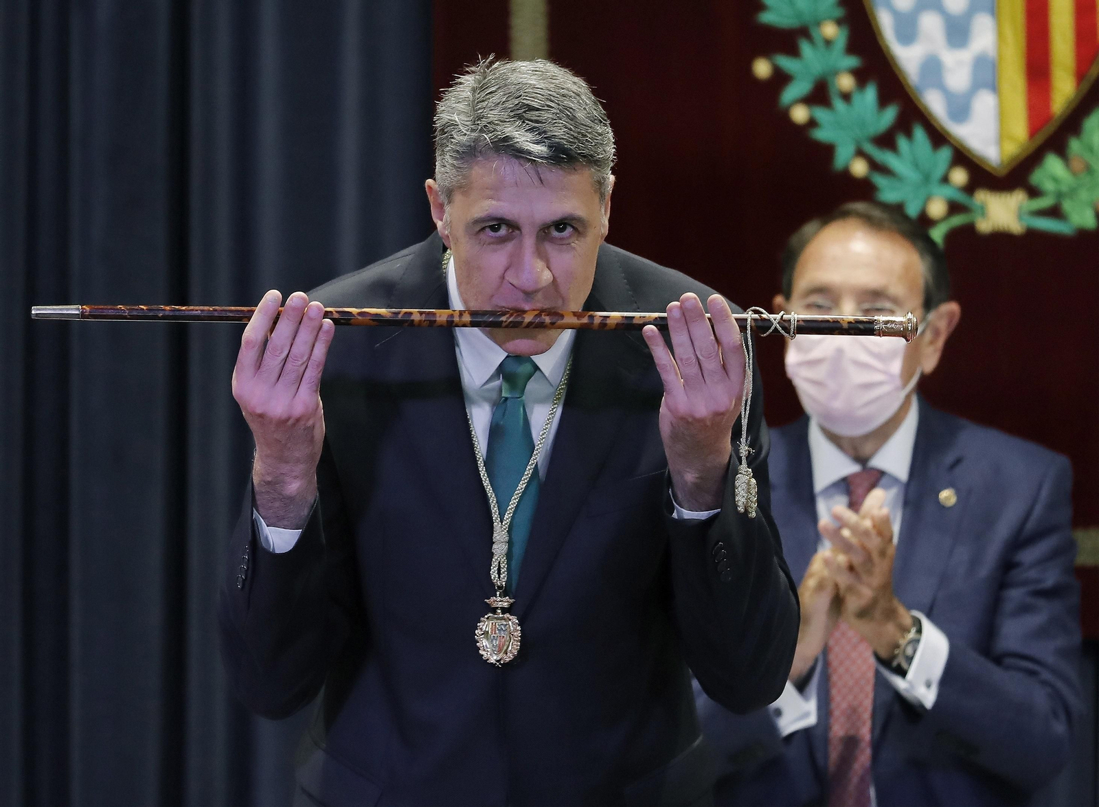 Albiol recupera la alcaldía de Badalona tras no prosperar pacto PSC-Guanyem