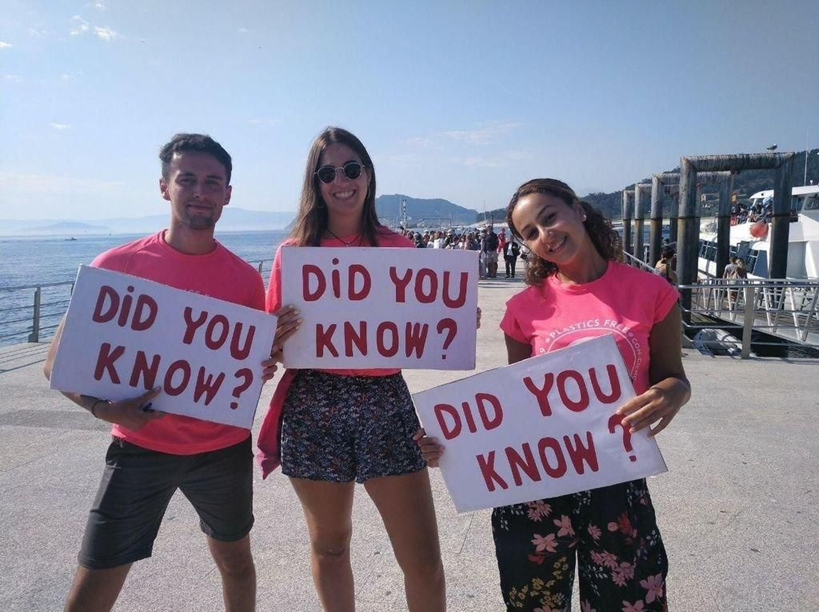 Los voluntarios ofrecieron este año información medio ambiental a los visitantes.