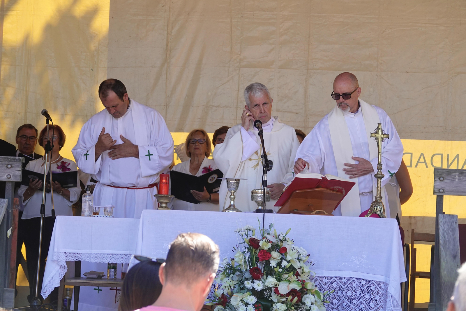 La misa solemne en el Pazo de San Roque.