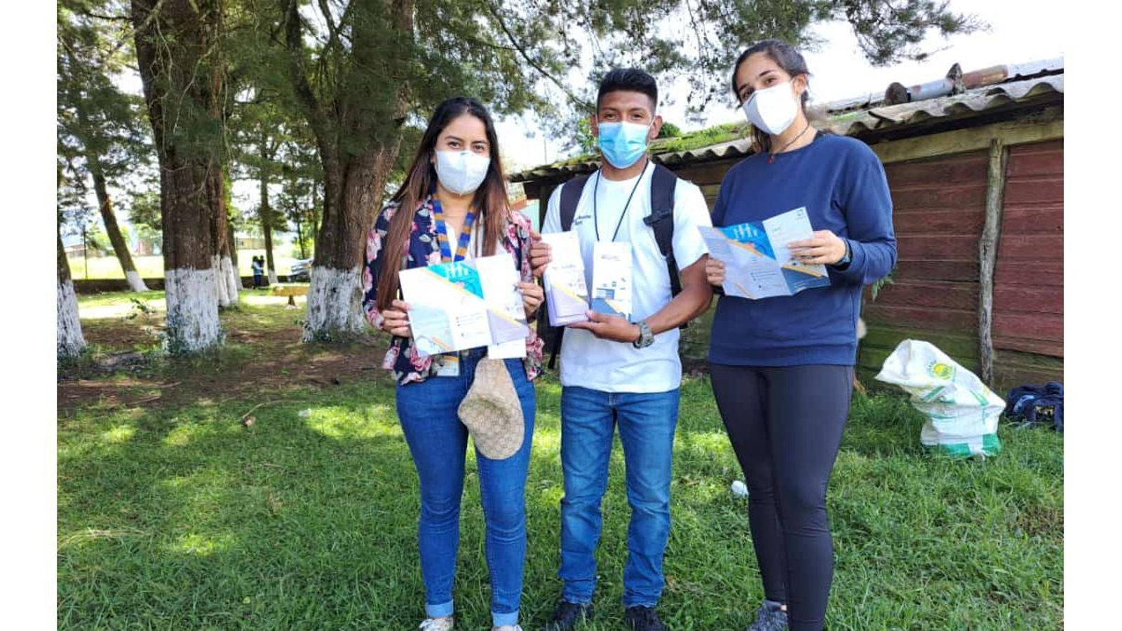 Mónica Bahillo y María Toral se encuentran en Intibucá, Honduras, con Medicus Mundi Bizkaia desarrollando una estrategia en un hogar materno infantil