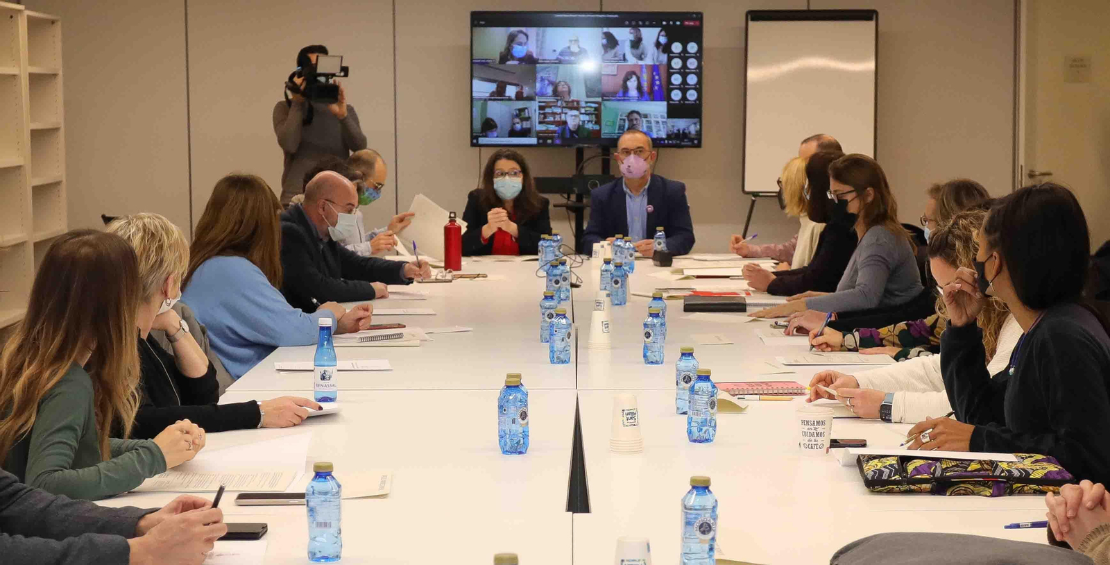 Mónica Oltra ha presidido la Comisión Mixta de Atención y Acogida a Personas Refugiadas y Desplazadas convocada para analizar la situación en Ucrania