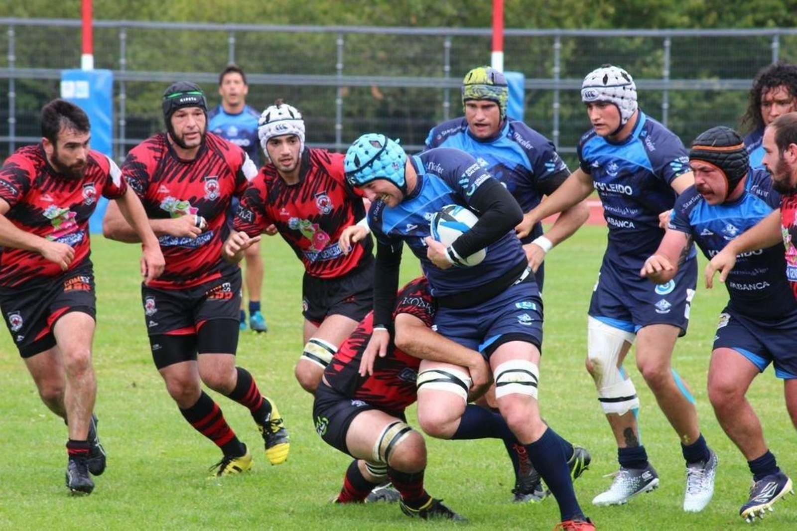 El Vigo Rugby perdió la categoría en la promoción con el Gaztedi, pero la nueva liga de filiales se la ha devuelto.