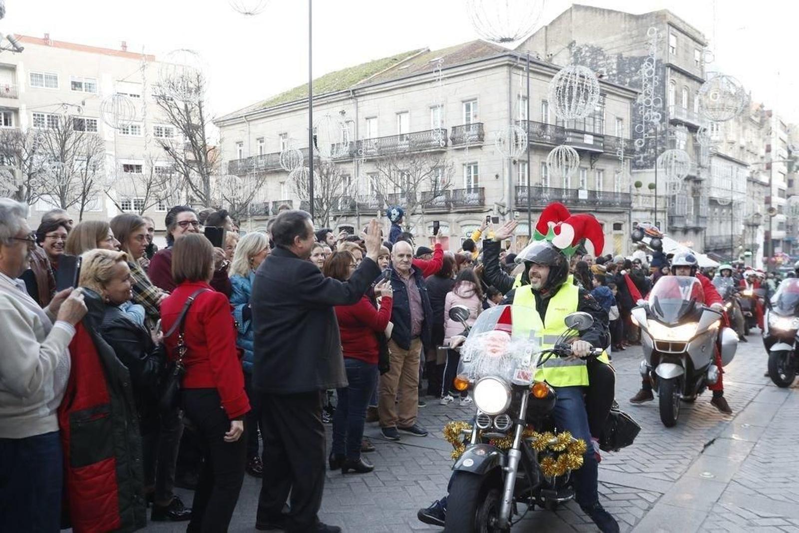 La papanoelada motera toma las calles de Vigo 95