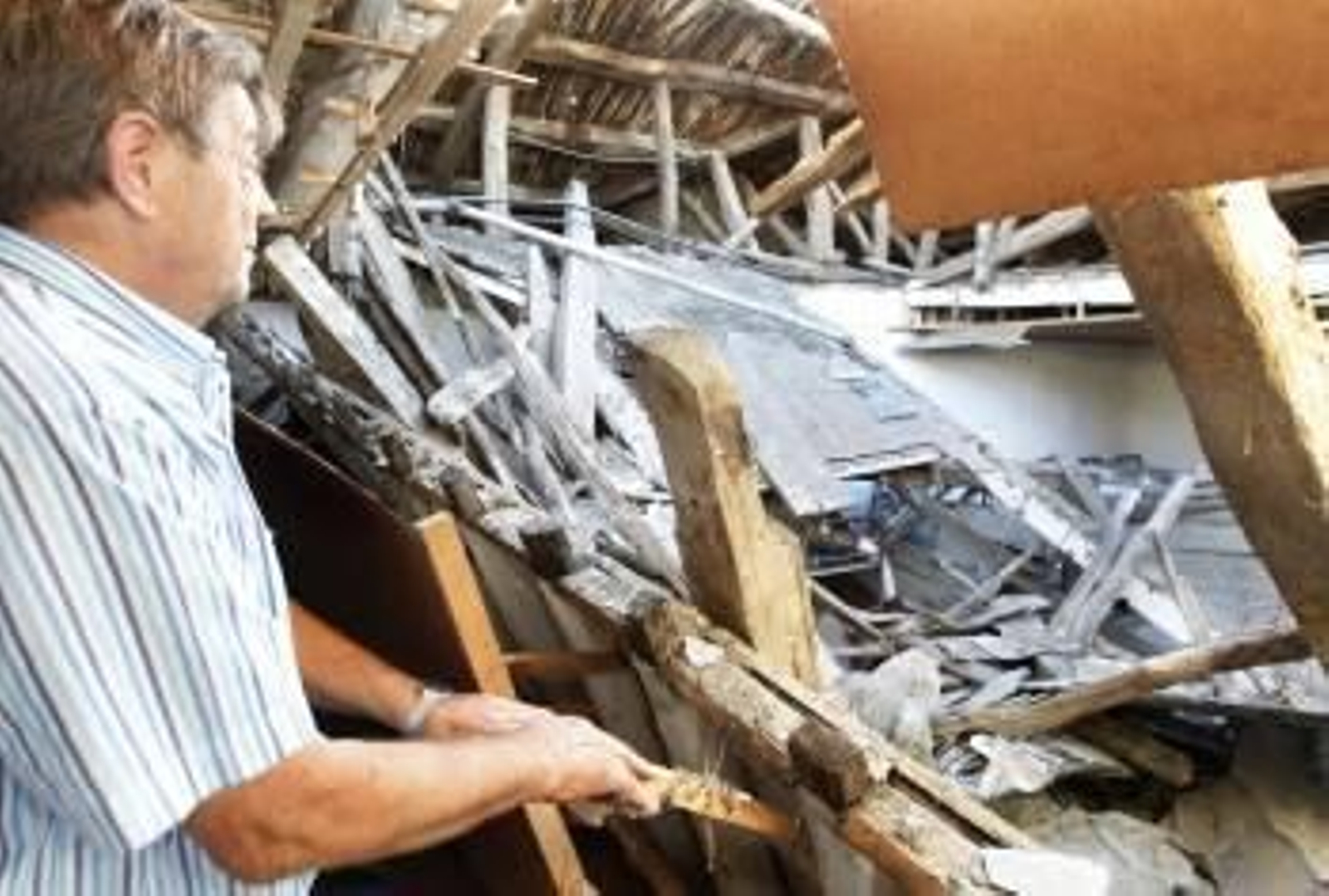 Aspecto del monasterio de Lourenzá (Lugo) tras el derrumbe. (Foto: J. M. ÁLVEZ)