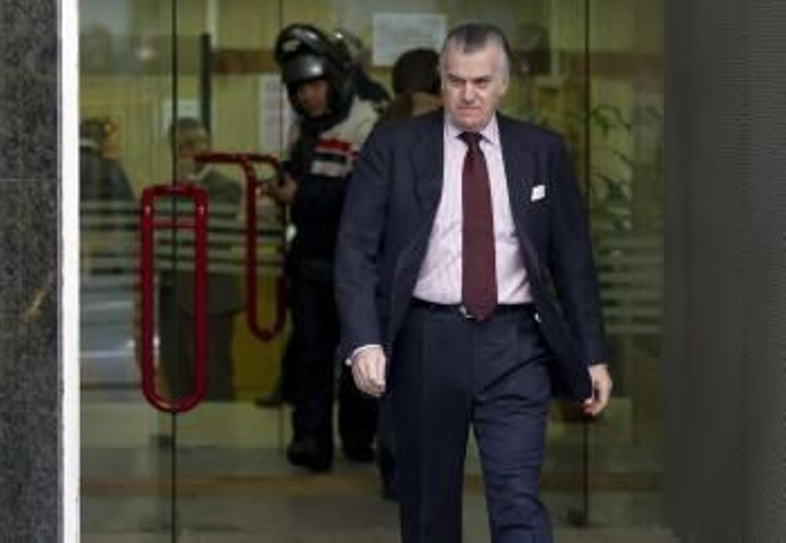 El extesorero y exsenador del Partido Popular Luis Bárcenas a la salida de la Audiencia Nacional esta mañana.