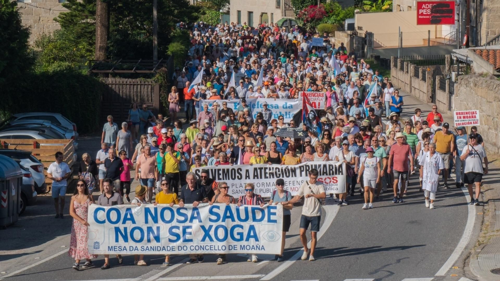 Imagen de archivo de una manifestación por la sanidad en Moaña. // E.P.