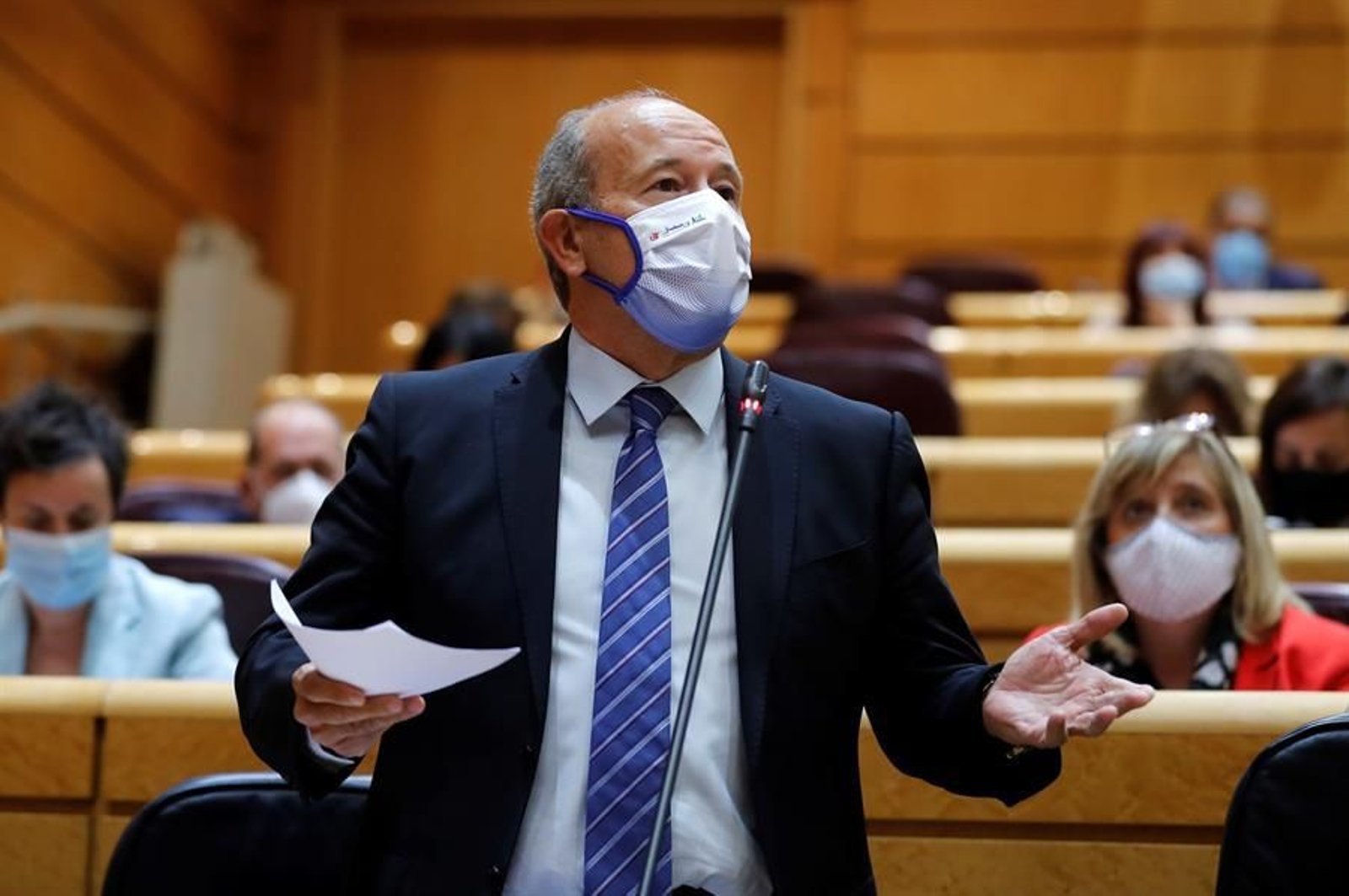 El ministro de Justicia, Juan Carlos Campo, durante su intervención en la sesión de control al Gobierno