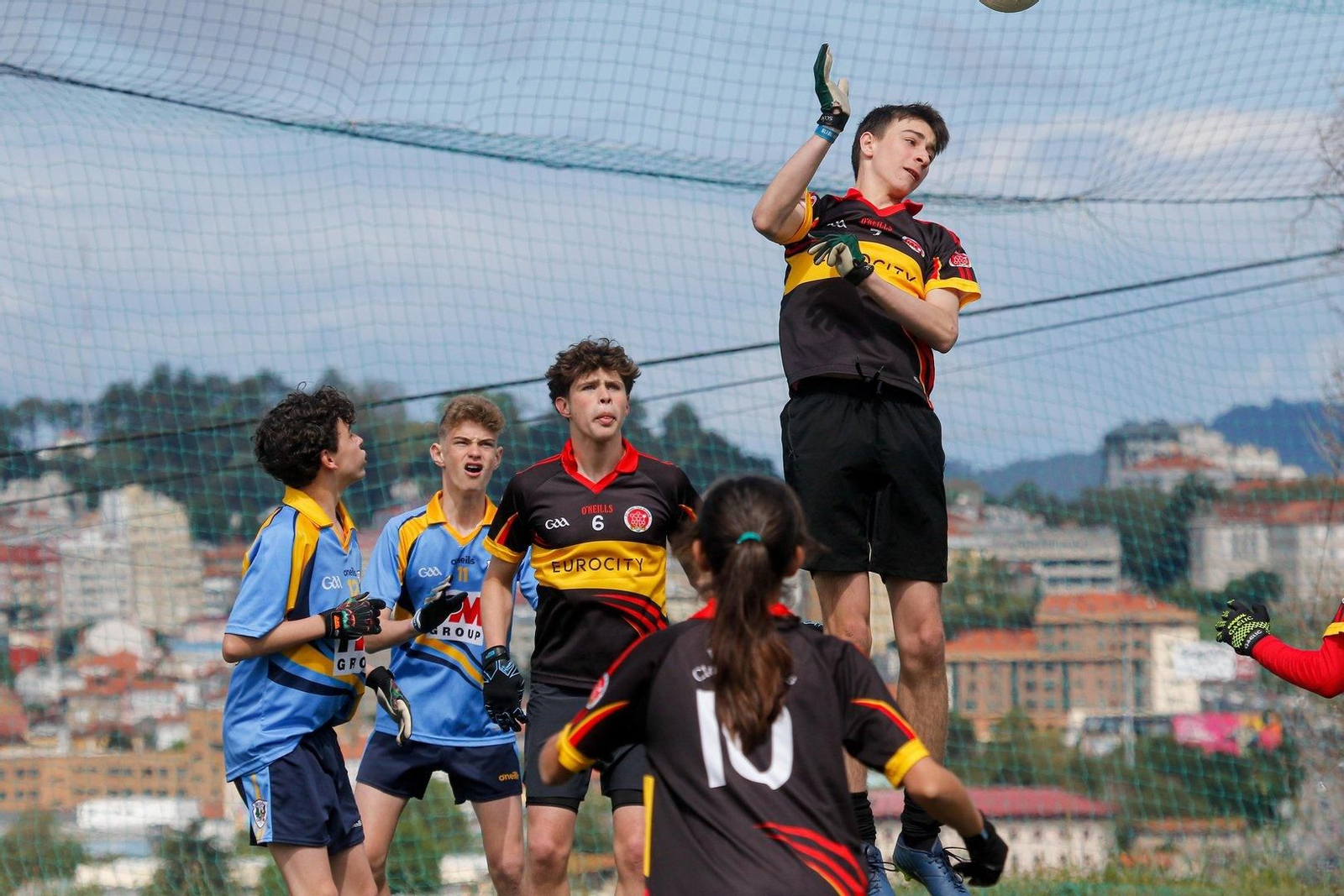 Torneo europeo de fútbol gaélico en Montecastelo.