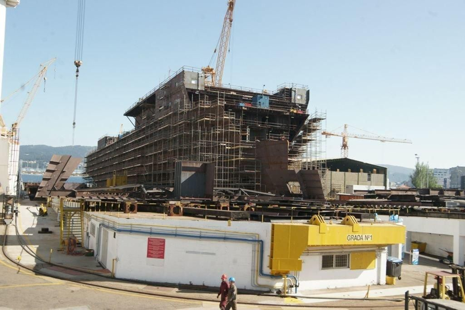 El flotel, de 131 metros de eslora, está previsto que se bote a finales de septiembre.