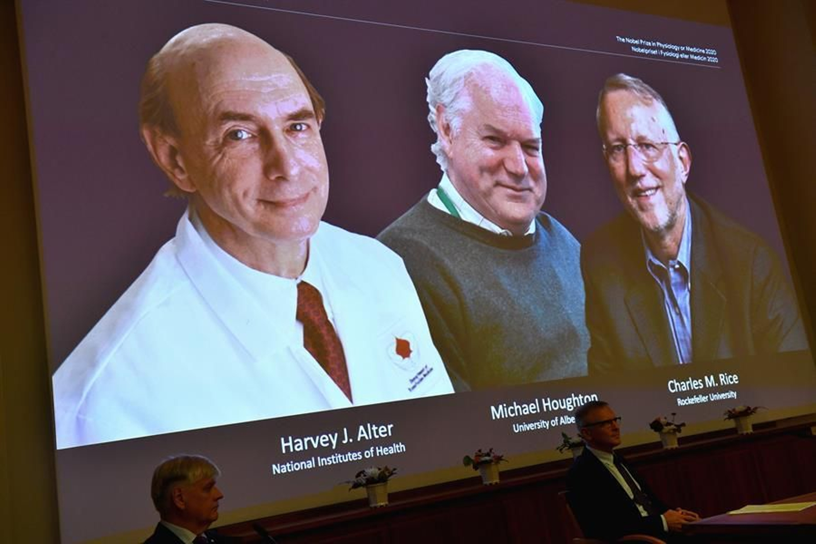 Nobel de Medicina a tres virólogos por descubrir el virus de la hepatitis C