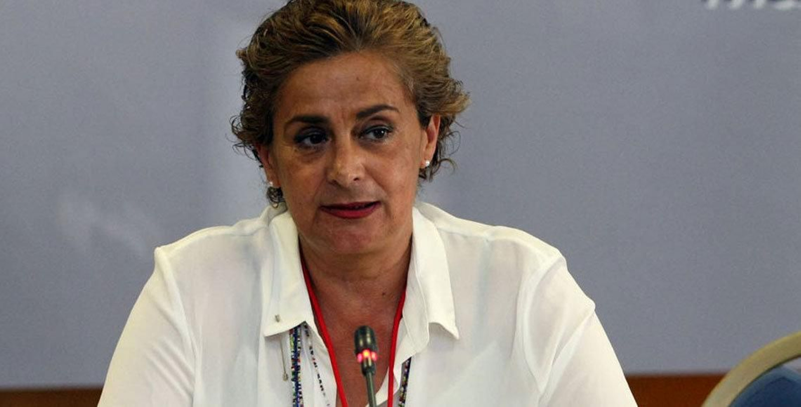 La diputada socialista Carmela Silva, secretaria segunda del Congreso y ponente de la ley para la concesión de la nacionalidad española a los sefardíes.