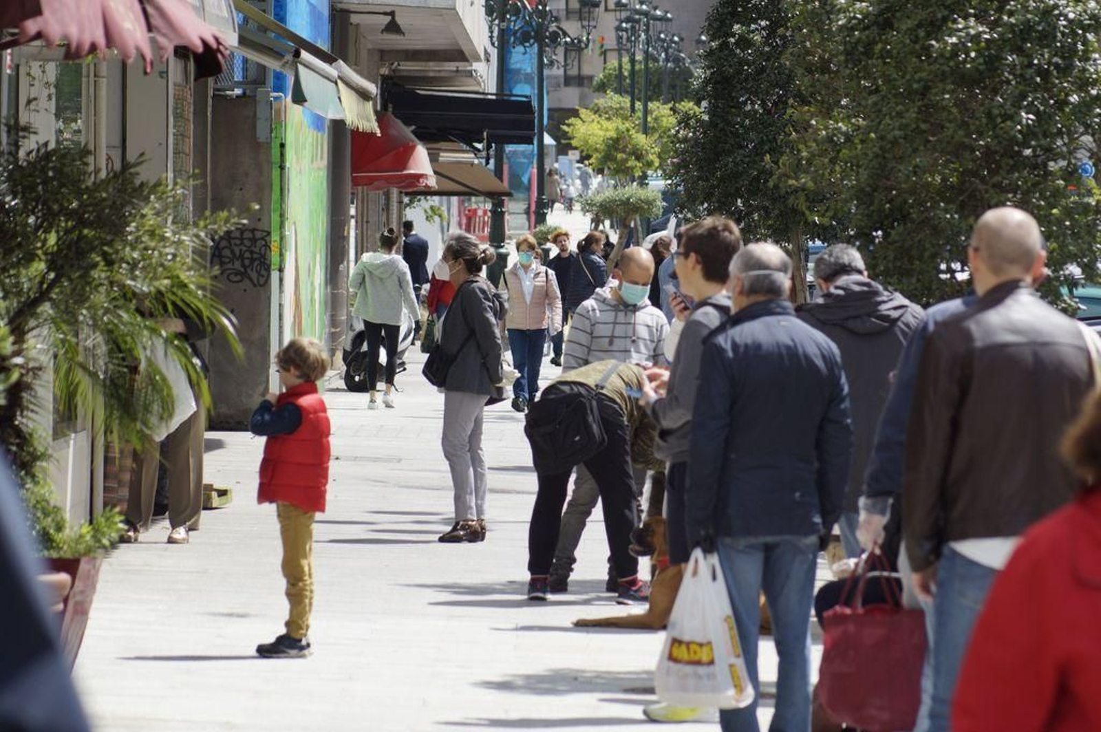 Colas y más colas por todo Vigo