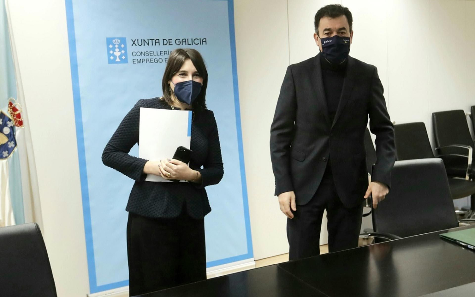 Los conselleiros de Educación y de Emprego firmaron un convenio de colaboración para la impartición de estas acciones